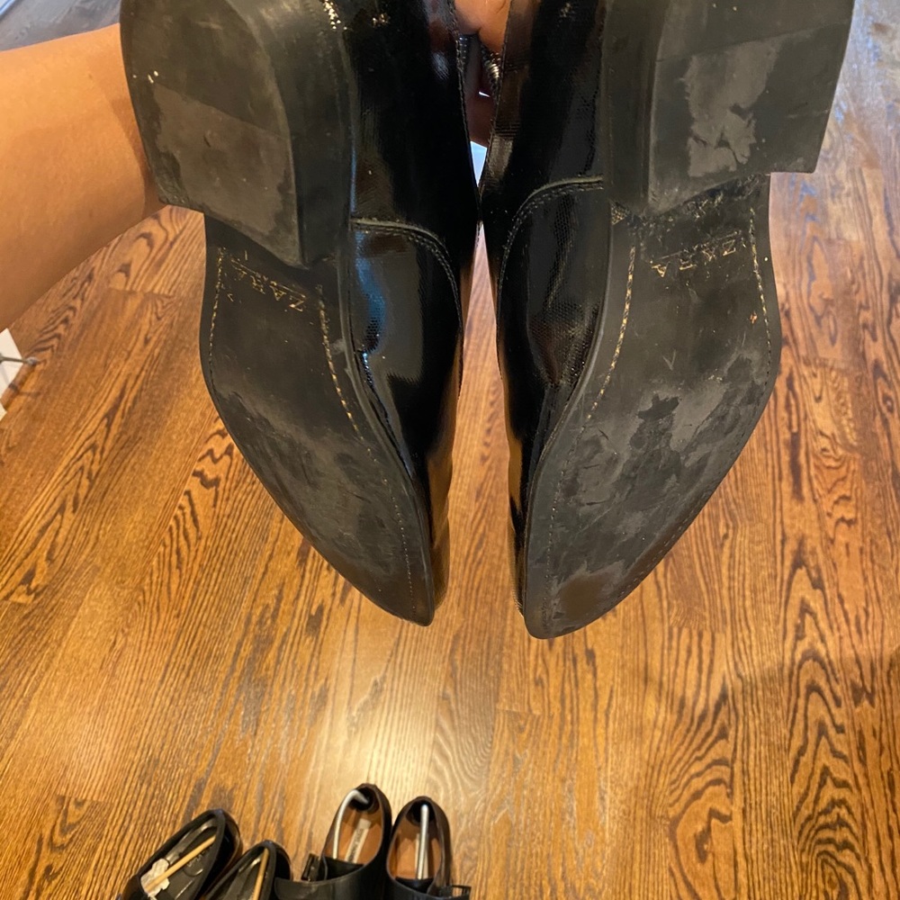 Shoes - Picture 2 of 11